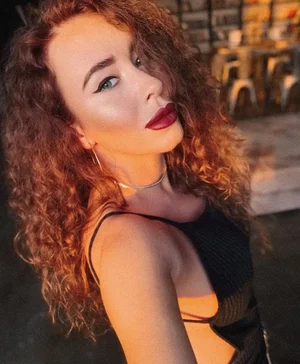 Mo